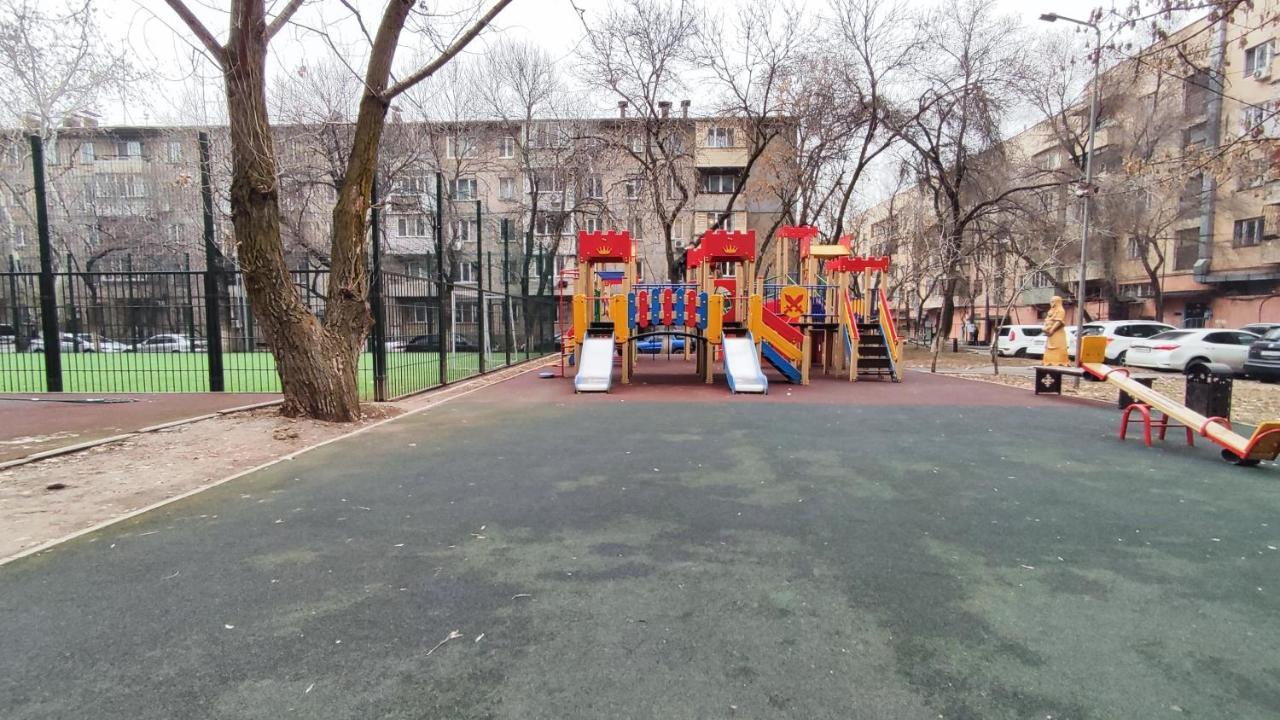 Золотой Квадрат 60 Кв2 Leilighet Almaty Eksteriør bilde