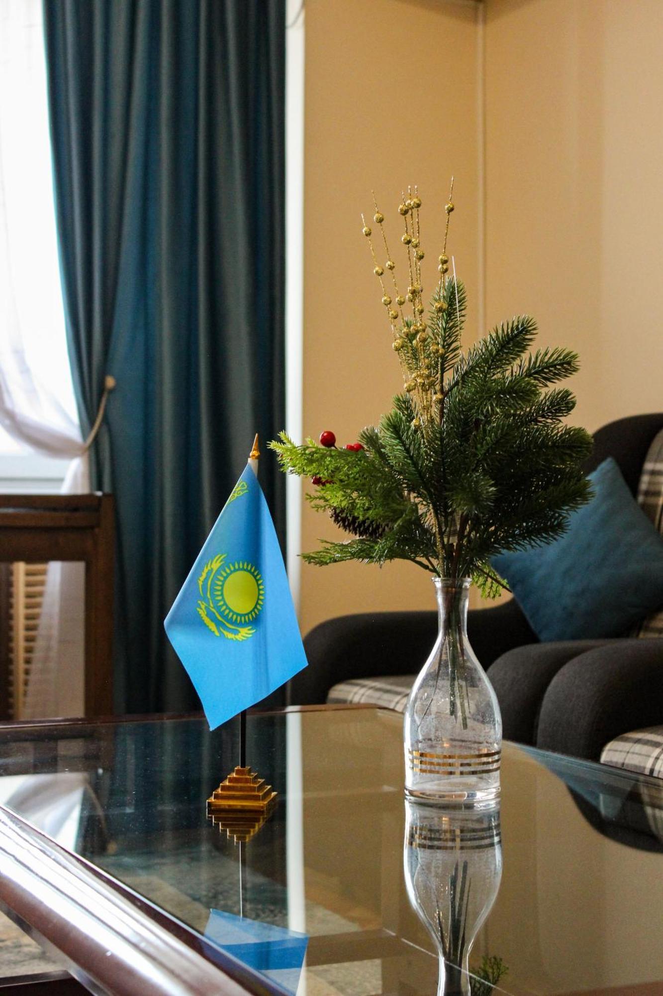Золотой Квадрат 60 Кв2 Leilighet Almaty Eksteriør bilde